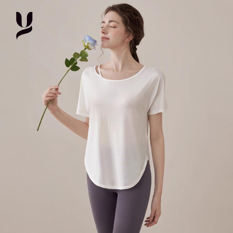 ヨガウェア レディース セットアップ トップス 半袖 スポーツウェア 通気性 吸湿速乾 ランニング トレ..