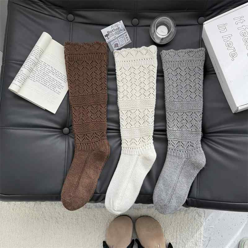 靴下 レディース 秋冬 羊毛 ケーブル編み 模様編み ソックス 重ね履き ミドル丈 厚手 あったか 保温 冷..