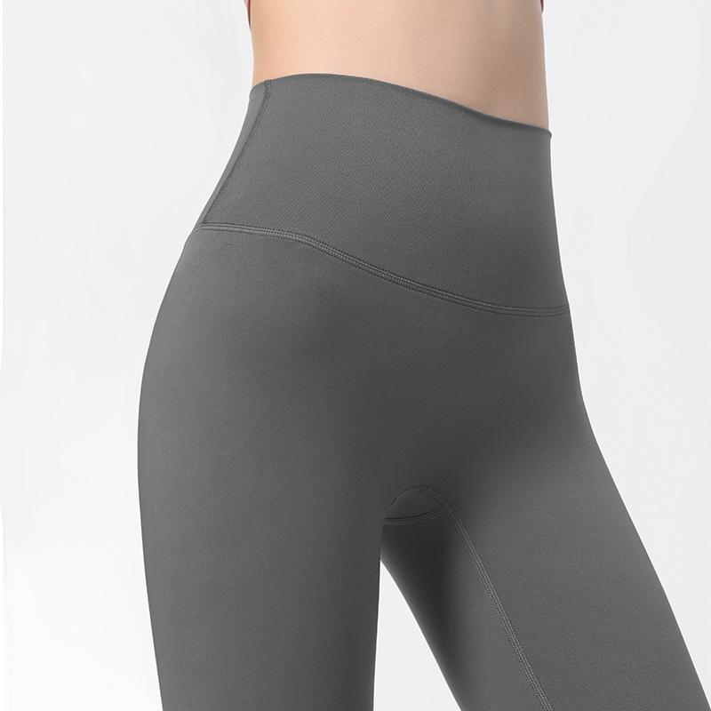 ヨガパンツ レディース 高腰 提臀 スポーツ レギンス 無地 美尻 速乾 タイツ ランニング ウェア フィットネス トレーニング スパッツ 伸縮性 快適 ストレッチ 黒 グレー 紫 青 黄 緑 S M L XL