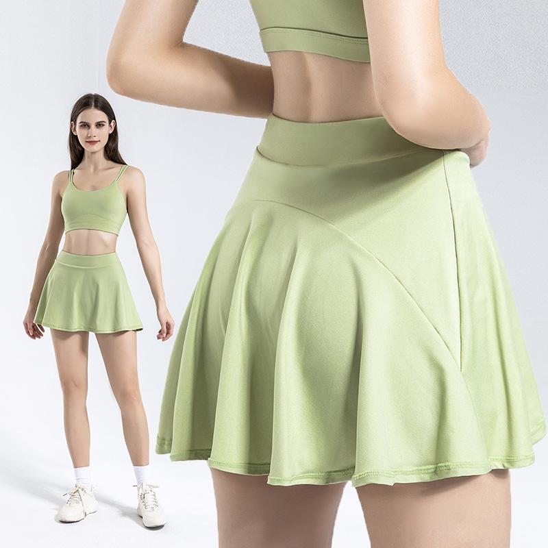 ヨガウェア レディース スポーツブラ ランニングウェア 上下セット テニスウェア スコート 春夏 吸湿速..