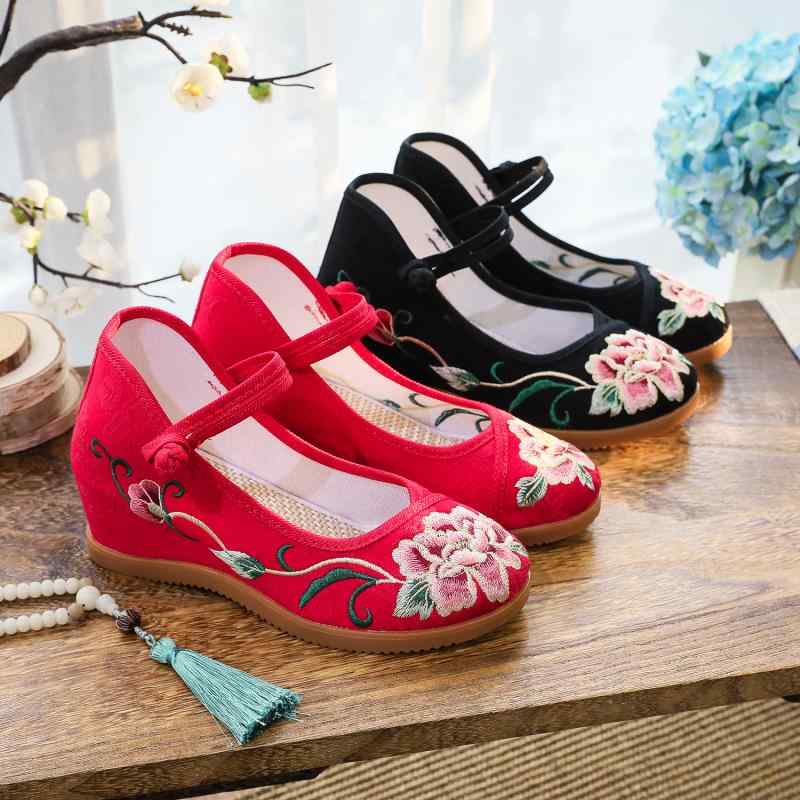シューズ レディース 布靴 刺繍 スリッポン ぺたんこ靴 牛筋ソール 民族風 カジュアル 歩きやすい 普段使い 浅履き ラウンドトゥ 3cmヒ..