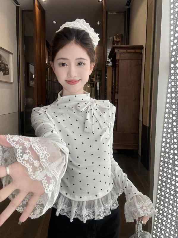 Tシャツ レディース レース 花柄 ボウタイ 長袖 トップス スリムフィット ホワイト パフスリーブ 上品 きれいめ
