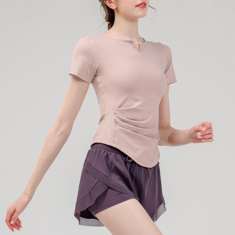 スポーツウェア レディース セットアップ 春夏 ヨガウェア 半袖 ショートパンツ 上下セット トレーニングウェア ランニング ジョギング 吸湿速乾 伸縮性 ストレッチ