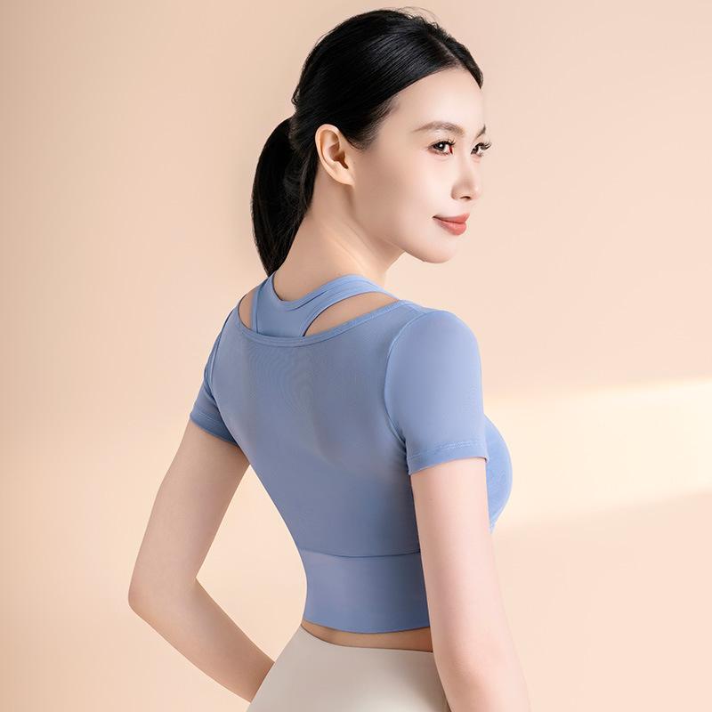 ヨガウェア レディース 半袖 メッシュ 切り替えデザイン 吸湿速乾 スポーツトップス Tシャツ 接触冷感 ランニング トレーニング フィットネス ジム 春夏 ブラック アイボリー ブルー
