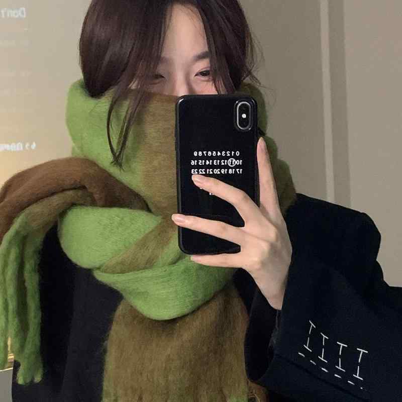 マフラー レディース 秋冬 厚手 ストール 黒白 切り替え フリンジ 暖かい ネックウォーマー 学生 韓国 かわいい ストリート 個性 ポリエステル2