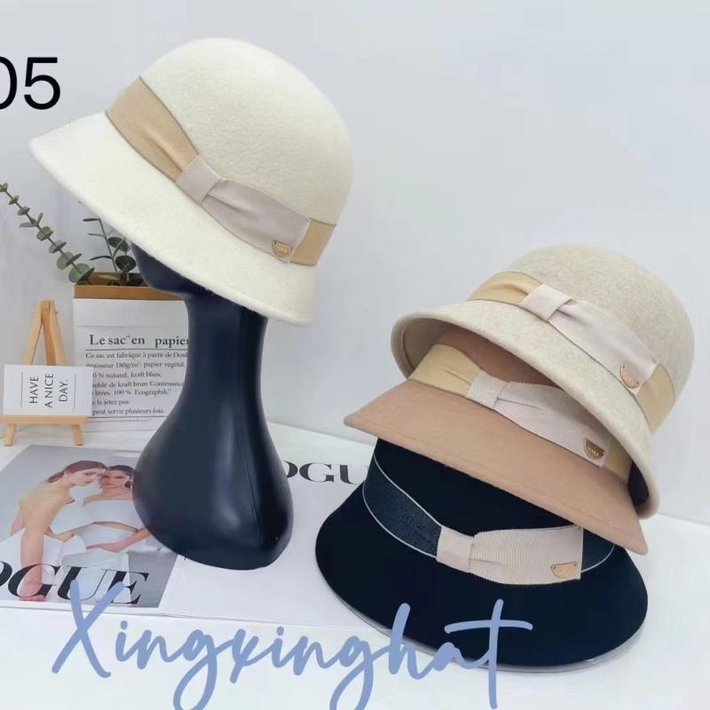 帽子 レディース 婦人用 秋冬 ウール フェルト ハット リボン ブローチ付き つば広 エレガント 上品 き..