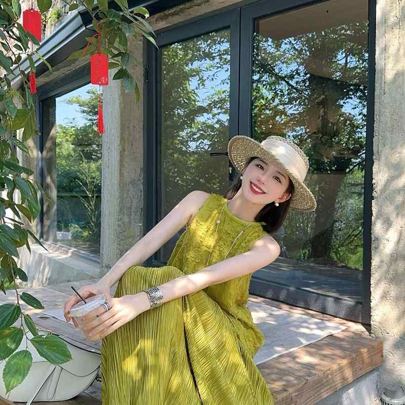 麦わら帽子 レディース 手編み 遮光 紫外線対策 日よけ帽子 平トップ ストローハット リゾート ビーチ おしゃれ かわいい ブラック ホワイト 春夏