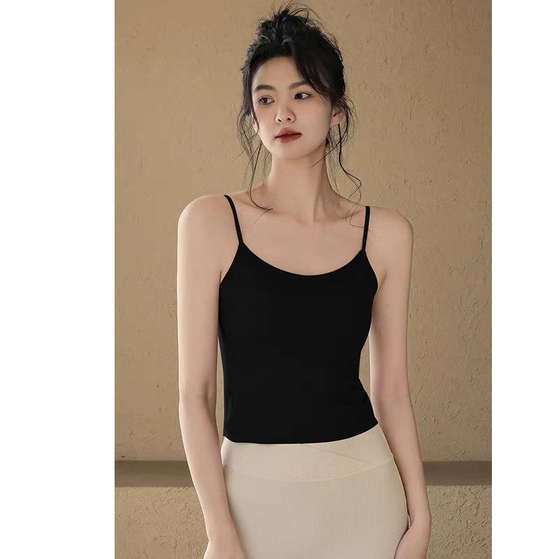 キャミソール レディース 接触冷感 薄手 無縫製 カップ付き インナー 部屋着 普段使い ランニング ヨガ..