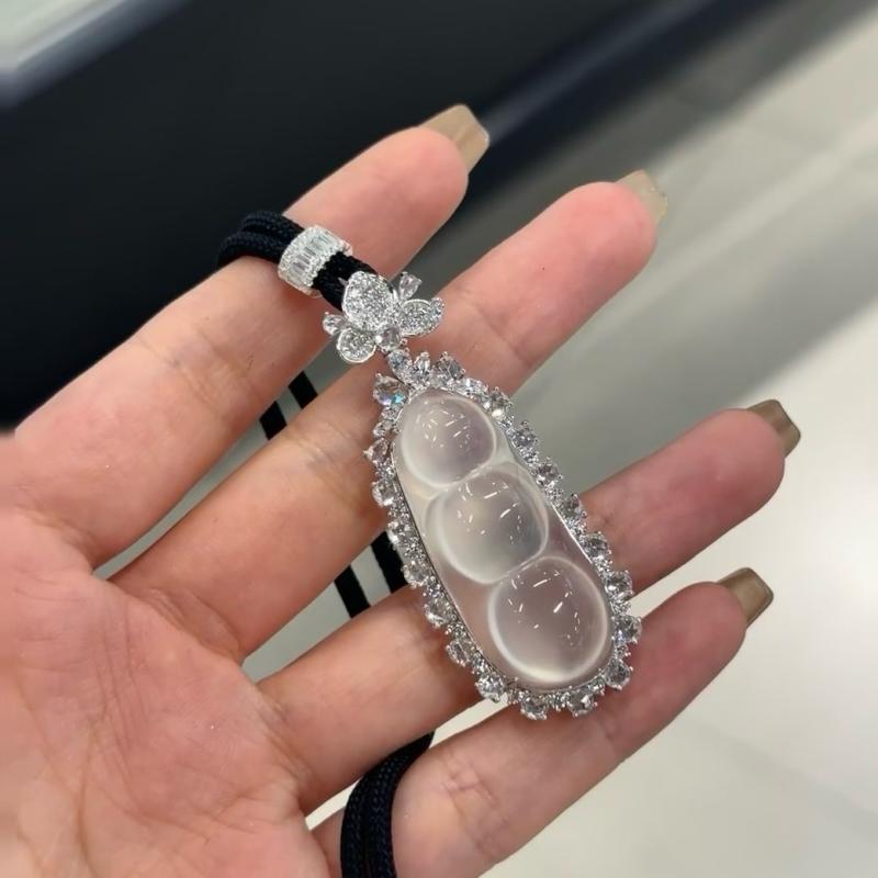 ネックレス レディース 平安豆 白冰 玉髓 ペンダント 鍍金 レトロ 文芸 復古 民族 国風 ラッキーアイテム