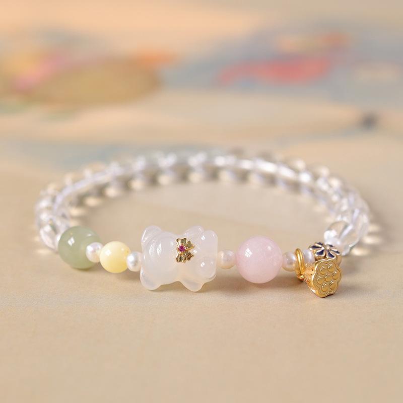 ブレスレット レディース 白水晶 クマ チャーム 再生繊維 ハンドメイド 腕飾り ジュエリー かわいい おしゃれ 個性的 ギフト