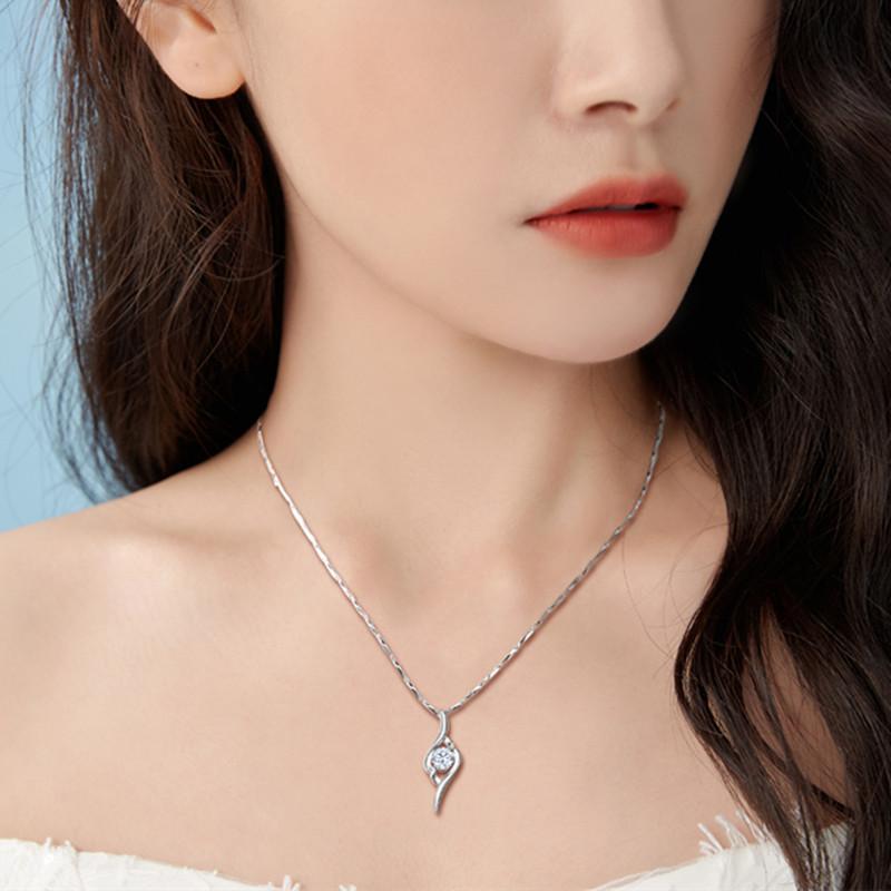 楽天ブリルビネックレス レディース シルバー925 モアサナイト ペンダント クロスチェーン ハート 小さめ 華奢 シルバーアクセサリー ファッション おしゃれ かわいい 大人可愛い シンプル 上品 パーティー イベント 普段使い