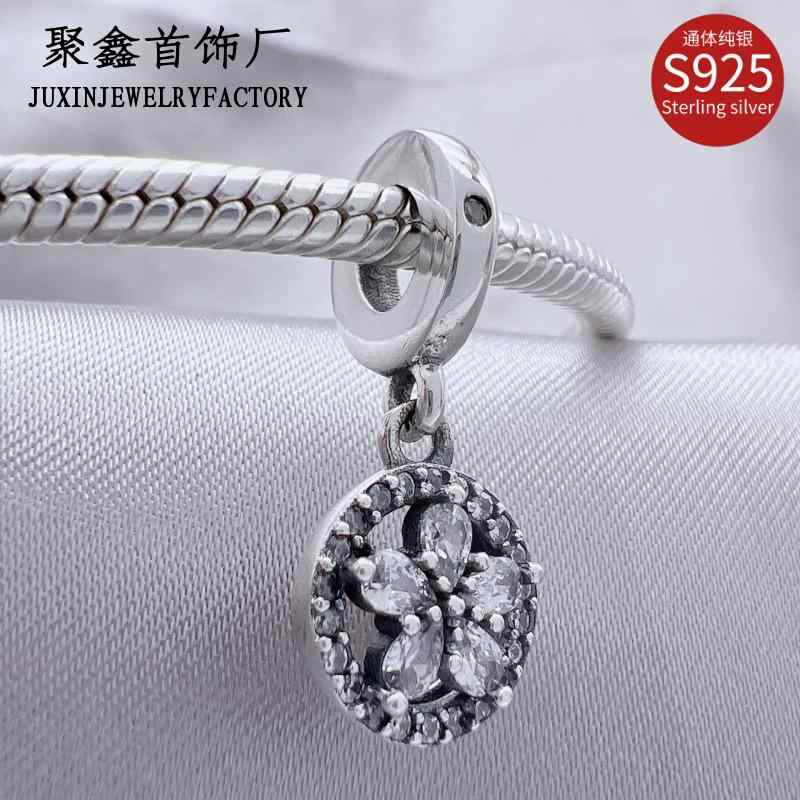 ネックレス レディース シルバー925 雪の結晶 ペンダント チョーカー アクセサリー シルバー アレルギー対応 ラウンド 電気メッキ加工 パーティー 普段使い