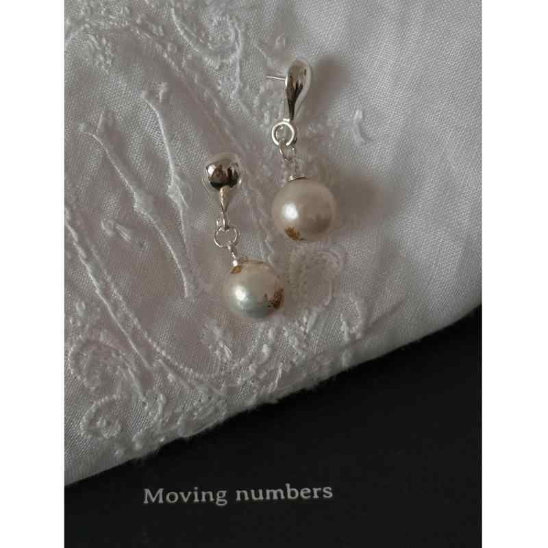 ピアス レディース パール シルバーカラー 幾何学模様 電気メッキ加工 ファッション 通勤 トレンド 高..