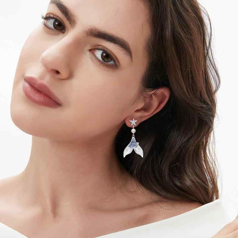 ピアス レディース 魚の尾 ヒトデ 海モチーフ イヤリング シルバー 小さめ 揺れる ぶら下がり 清涼感 かわいい エレガント 上品 パーティー お呼ばれ デート プレゼント