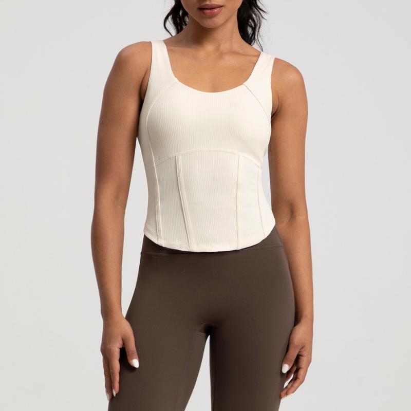 ヨガウェア レディース スリムフィット リブ編み カップ付き スポーツブラ 一体型 トップス 吸湿速乾 ..