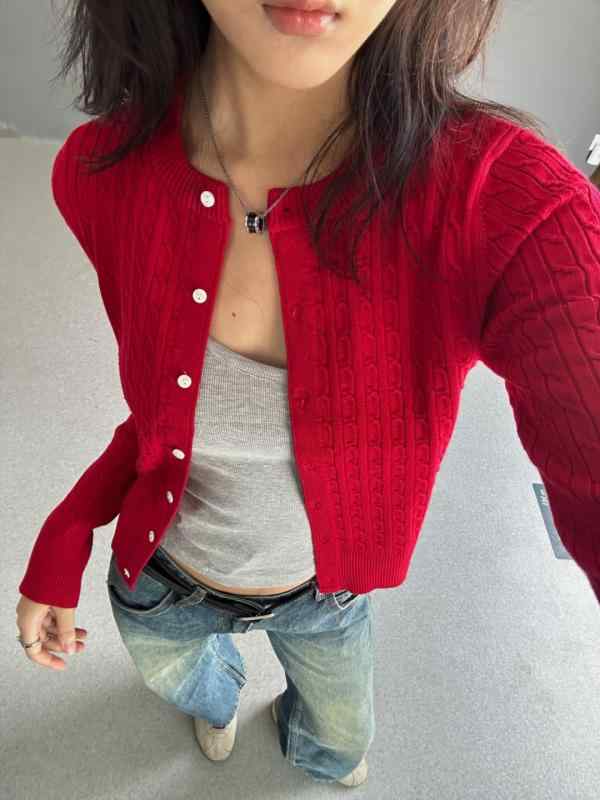 ニット レディース ケーブル編み カーディガン 赤 秋冬 長袖 トップス 伸縮性 絞り柄 細見え 厚手 韓国..
