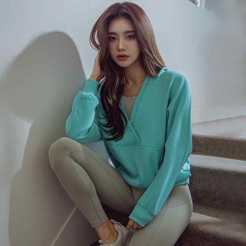 ヨガウェア レディース 長袖 Tシャツ 秋冬 スポーツウェア トレーニングウェア 女性用 トップス 無地 ..