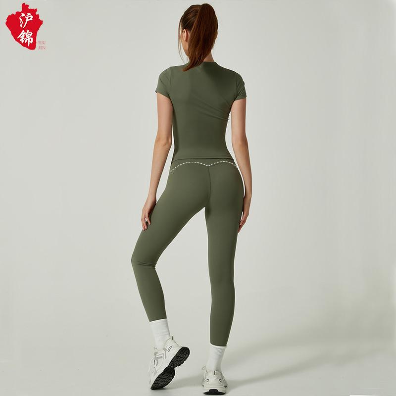 ヨガウェア レディース セットアップ 半袖 トップス ショートパンツ レギンス 上下セット 吸湿速乾 高..