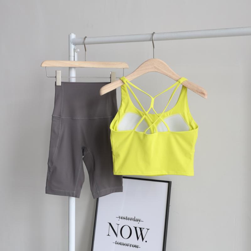 ヨガウェア レディース 上下セット スポーツウェア ブラジャー レギンス 速乾 吸湿 ランニング 健身 運動 春夏秋冬 伸縮性