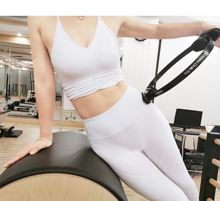 ヨガウェア レディース 上下セット スポーツブラ レギンス 高弾性 伸縮性 ヨガパンツ 接触冷感 吸湿速..