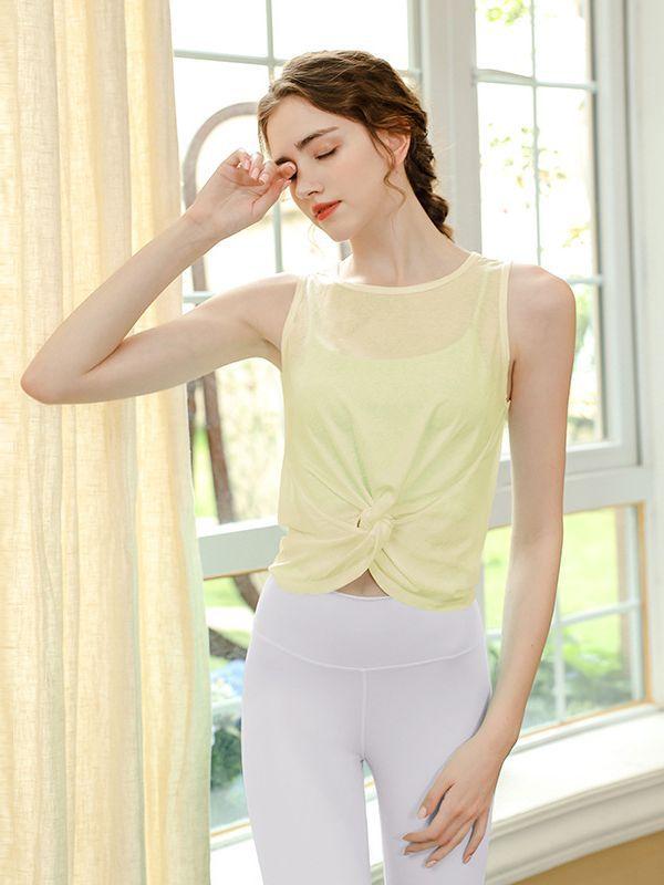 ヨガウェア レディース タンクトップ トップス 速乾 ノースリーブ スポーツウェア フィットネス トレー..