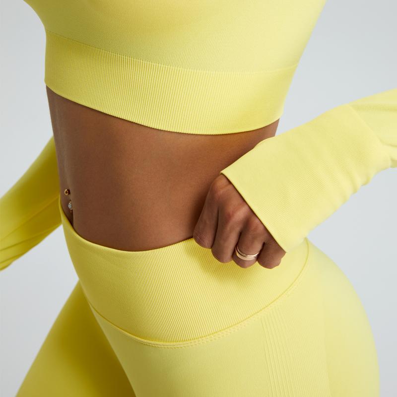 ヨガウェア レディース スポーツTシャツ 長袖 高級感 吸湿速乾 ストレッチ トレーニングウェア ランニング ジョギング ウォーキング 深紅色 亮黄色 浅藍色 浅粉色 深藍色 ブラック