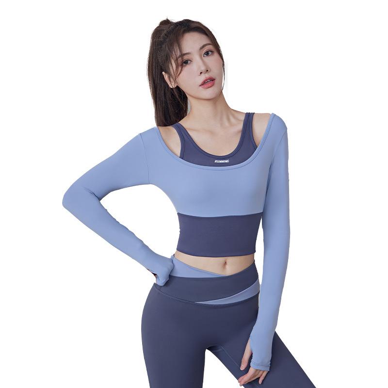 ヨガウェア レディース スポーツトップス ブラトップ付き 長袖 トレーニングウェア 吸湿速乾 ストレッ..