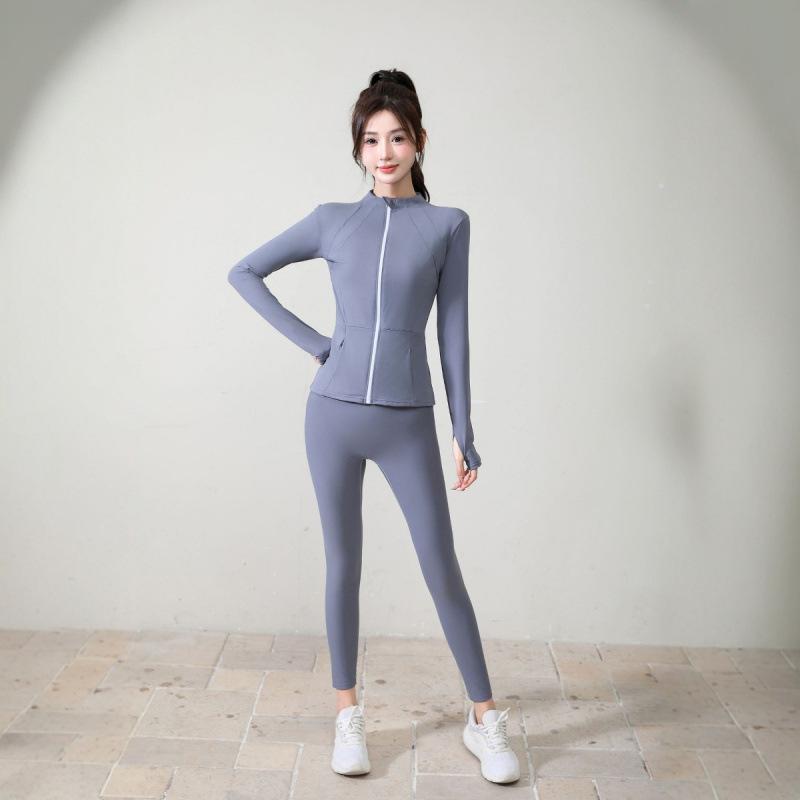 ヨガウェア レディース スポーツトップス 長袖 スリム 速乾 ランニング トレーニング ファッション ウ..