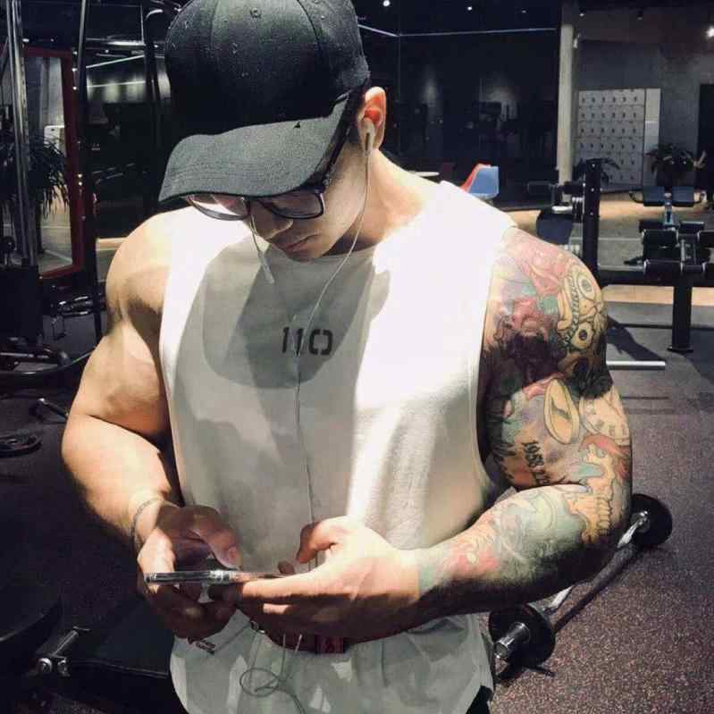 タンクトップ メンズ 男性用 ブランド 綿 コットン широкие ワイド 宽松 ゆったり 外穿 トレーニング ジム フィットネス ランニング 白 黒