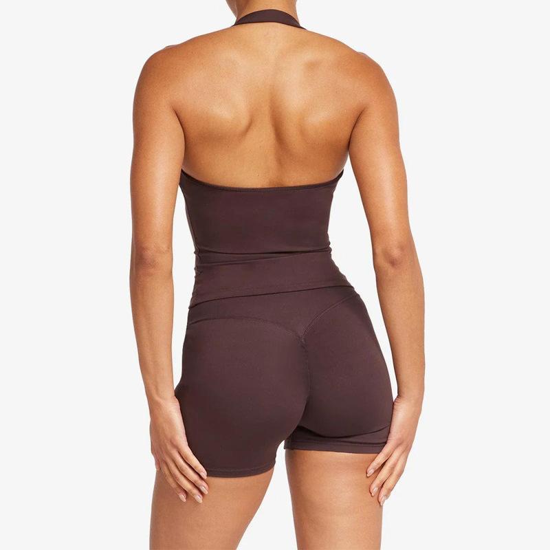 ヨガウェア レディース スポーツブラ 一体型 カップ付き 背中見せ トレーニング ランニング 吸湿速乾 春夏秋冬