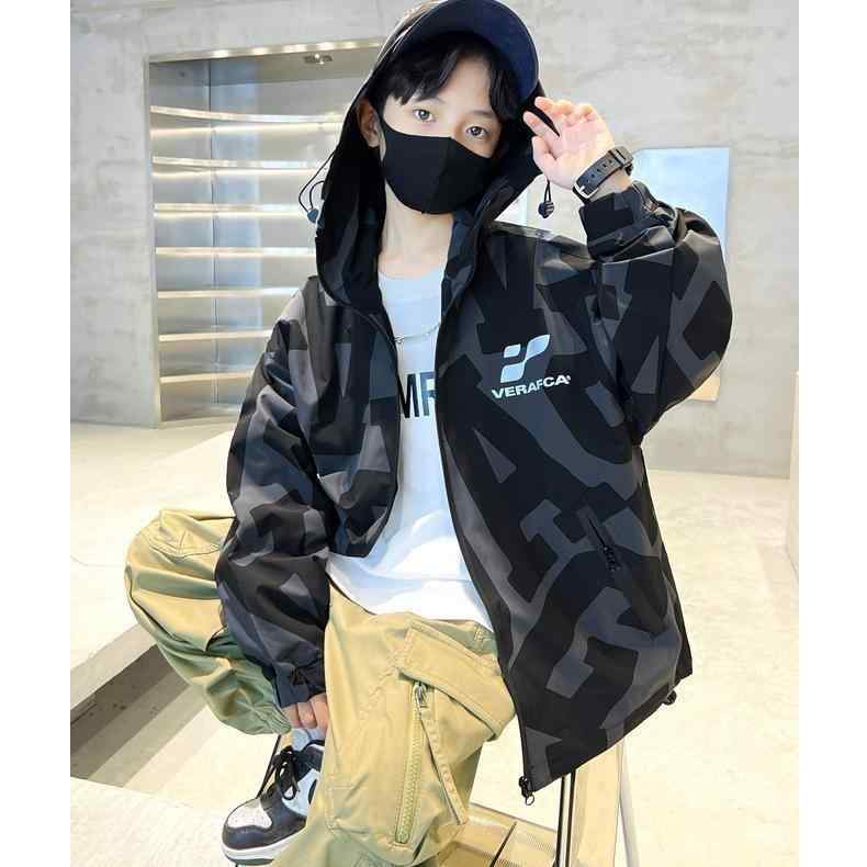 2キッズ アウター 子供服 男の子 中綿入りジャケット 迷彩柄 フード付き ジャンパー 防寒 秋冬