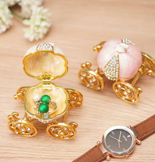 宝石箱 ジュエリー収納 カボチャの馬車 置物 コンパクト ジュエリーケース アクセサリーボックス 工芸品 誕生日プレゼント 女性 人気