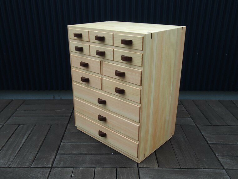 木曽桧ツールチェスト　桧　無垢　送料無料　チェスト　引き出し　　　　小物整理　国産　職人　日本　指物　ウォルナット