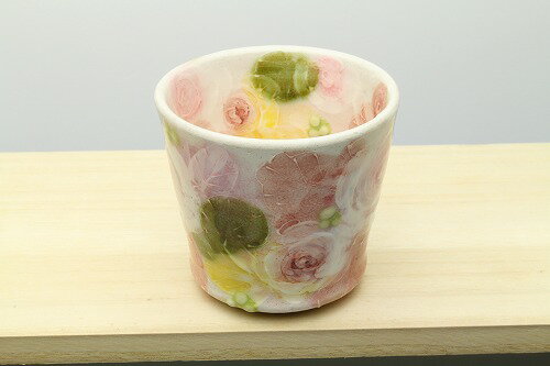 【釉彩ローズ　姫碗】瀬戸焼 和食器 食器 湯呑 湯飲み そば猪口 お茶 手描き 花柄 プレゼント 贈り物