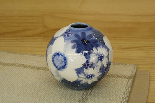 【藍彩白絵花　丸花入】花入 アロマポット 華道具 茶器 瀬戸焼 日本製 手描き 手作り 手造り ハンドメ..