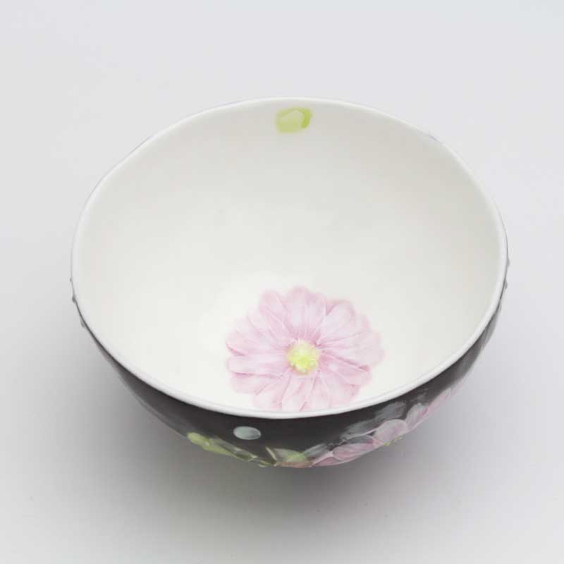 色絵花化粧　飯碗（紅）　瀬戸焼 和食器 食器 茶碗 手描き 花柄 プレゼント 贈り物 普段使い