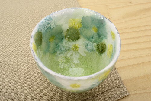 【青彩花　湯呑】瀬戸焼 和食器 食器 湯呑 湯飲み お茶 手描き 花柄 プレゼント 贈り物 2