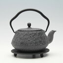 【南部鉄器】鉄瓶 鉄急須 兼用瓶 腰張型桜(茶こし付)瓶敷付/丸桜・黒 0.5L 及春鋳造所 直火可 やかん ケトル 茶瓶 茶器 鉄分補給 日本製 送料無料