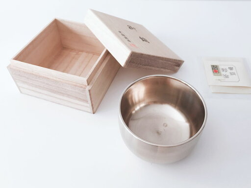 仏具 おりん 口径 3.0寸 単品 りん リン 特上與印 深形 伝統的工芸品 凛 鈴 シルバー 銀色 宗派問いません仏壇仏具 仏壇用 仏壇 モダン仏壇 現代仏具 仏具 おりん 口径 3.0寸 単品 りん リン 特上與印 深形 伝統的工芸品 凛 鈴 シルバー 銀色 宗派問いません仏壇仏具 仏壇用 仏壇 モダン仏壇 現代仏具