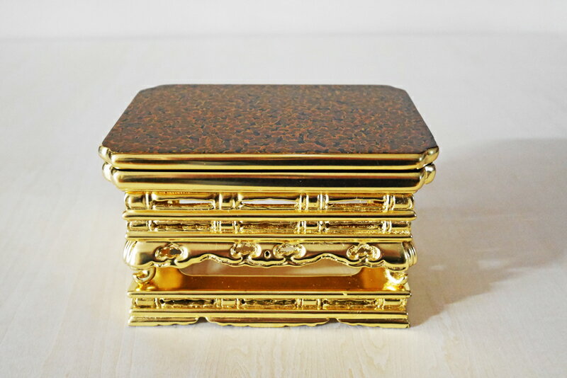【仏具】御坊用卓(東)金虫3.8寸