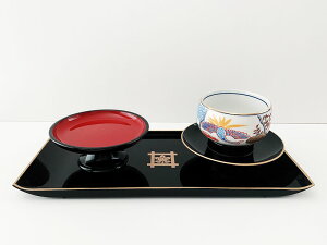 仏具 お給仕セット 日蓮宗紋入 茶碗 供物台 茶台 セット 盆 黒 仏具セット 【日蓮宗】