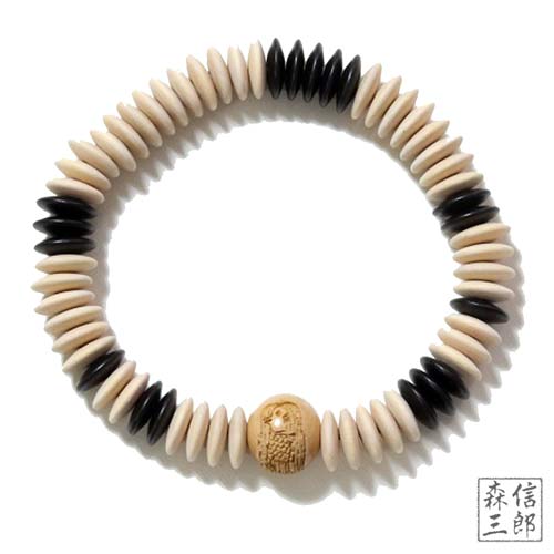 【送料無料】男女兼用 アマビエ平玉ブレス 白(あまびえ様 木製ブレスレット 腕輪 京念珠 数珠 念誦 天然石 男の子 記念品 フォーマル 葬式 法要)