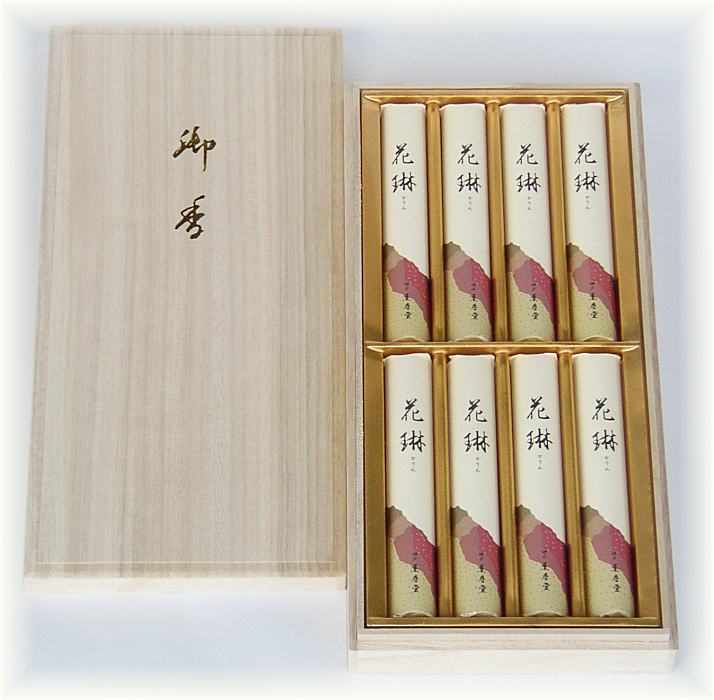 花琳(桐箱8把入)進物用線香#30/線香 天然 灰 お線香 仏具用品 お悔やみ 進物線香 お供え 喪中見舞い 一周忌 仏壇用品 ギフト お供え物 ハセガワ仏壇 ...