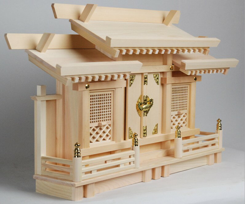 神棚 格子付 三社 （小）3A 木曽桧【smtb-tk】（神具 神殿 お宮 の ハセガワ 国産品）/神棚用品 お札 御札 モダン神棚 マンション 用 おしゃれ 宝くじ 神道 受験 合格祈願 木曽ひのき 屋根違い 会社 お札入れ インテリア 神様 結婚式