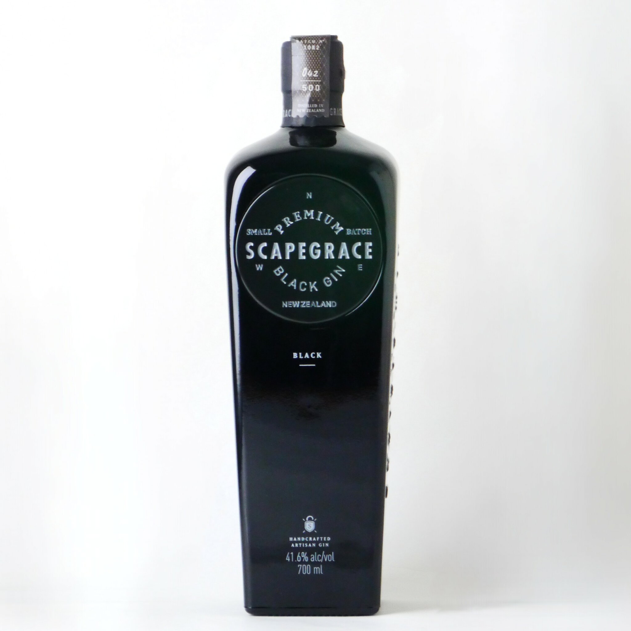 スケープグレース ブラック 700ml