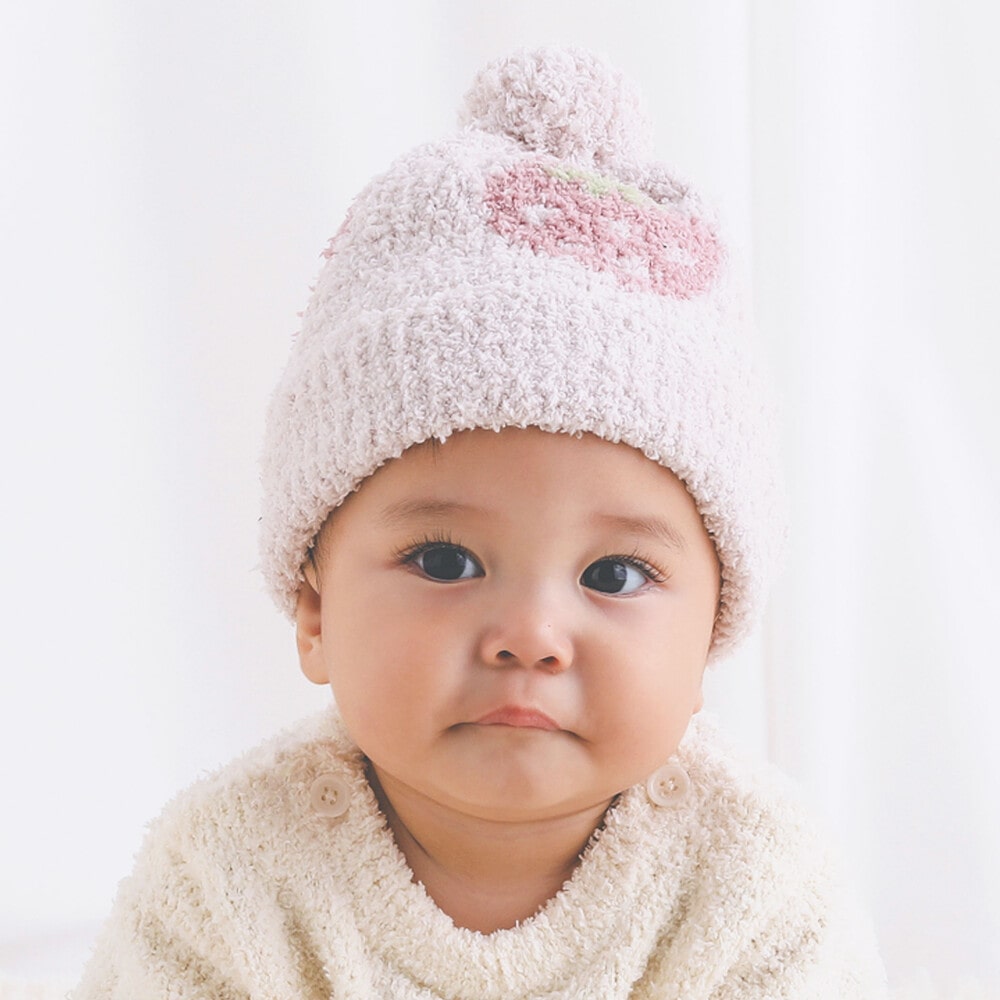 【半額】SLAP SLIP BABY（スラップスリップベビー）ボンボン付き クマ イチゴ柄 ブークレ ニット帽 ベビー (44~48cm) 子供服 子ども服 男の子 秋 冬 出産祝い プレゼント カジュアル デイリー使い オシャレ かわいい おすすめ 新生児 出産準備 セール SALE