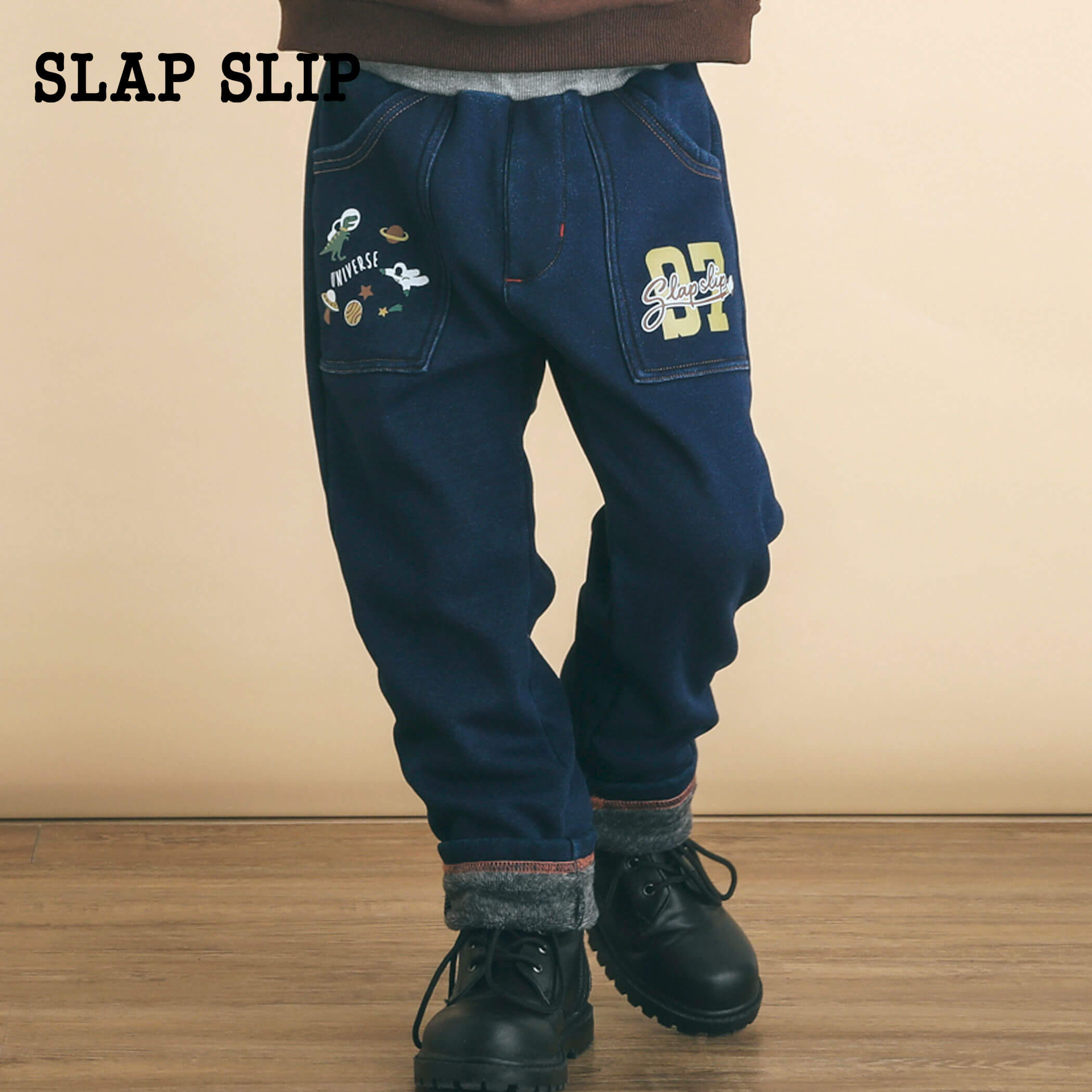 楽天SLAPSLIP by BeBe【30％OFFセール】SLAP SLIP（スラップスリップ）「宇宙モチーフプリント裏シャギーデニムパンツ（80~130cm）」子供服 子ども服 男の子 女の子