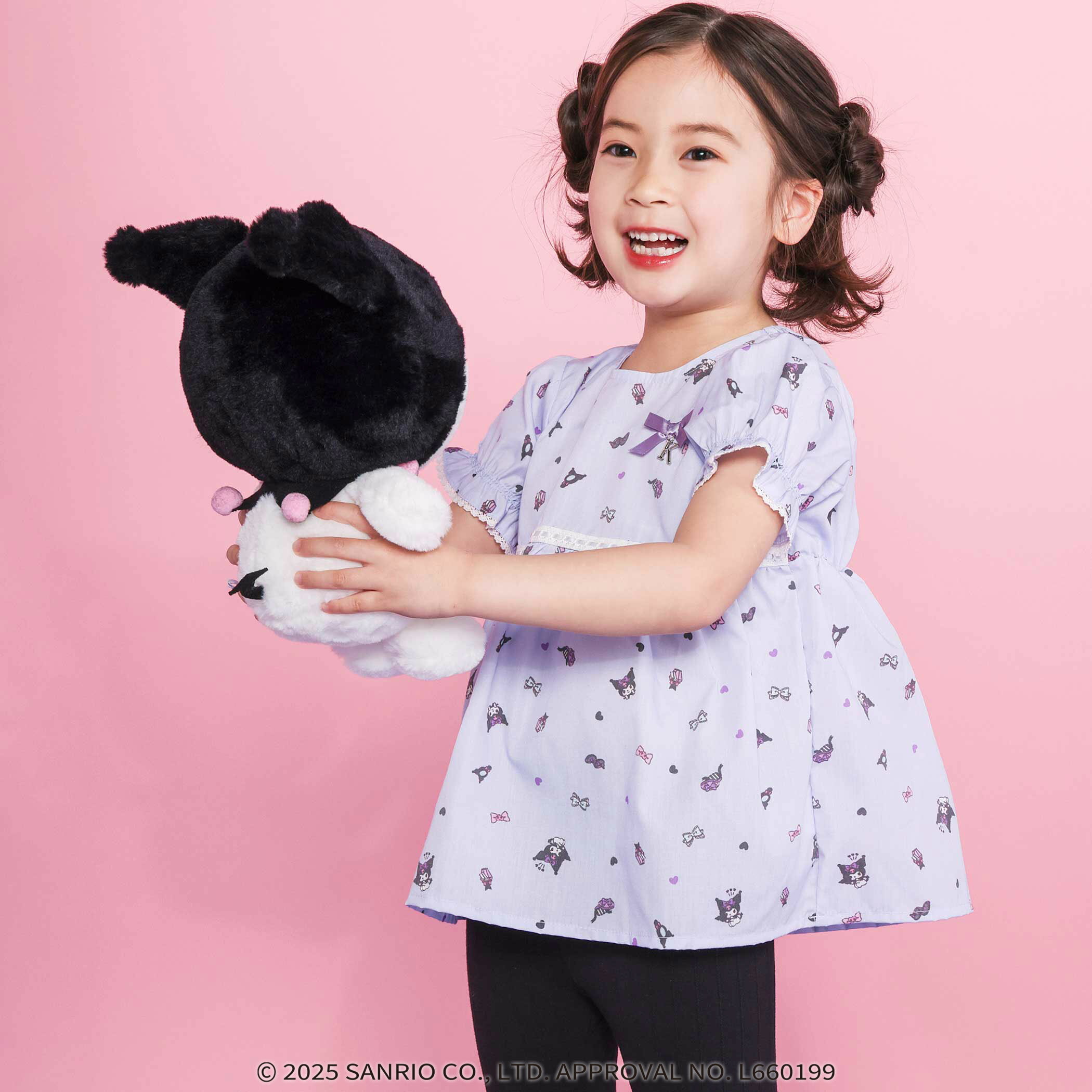 【20%OFF】【マイメロディ＆クロミ×SLAPSLIP】リボン付き 総柄 フレア チュニック (90~130cm) マイメロ マイメロディ 服 子ども服 女の子 キッズ 90cm 100cm 110cm 120cm 130cm サンリオ コラボ服 キッズ服 ジュニア 夏服 夏物 通園 通学 半袖 3