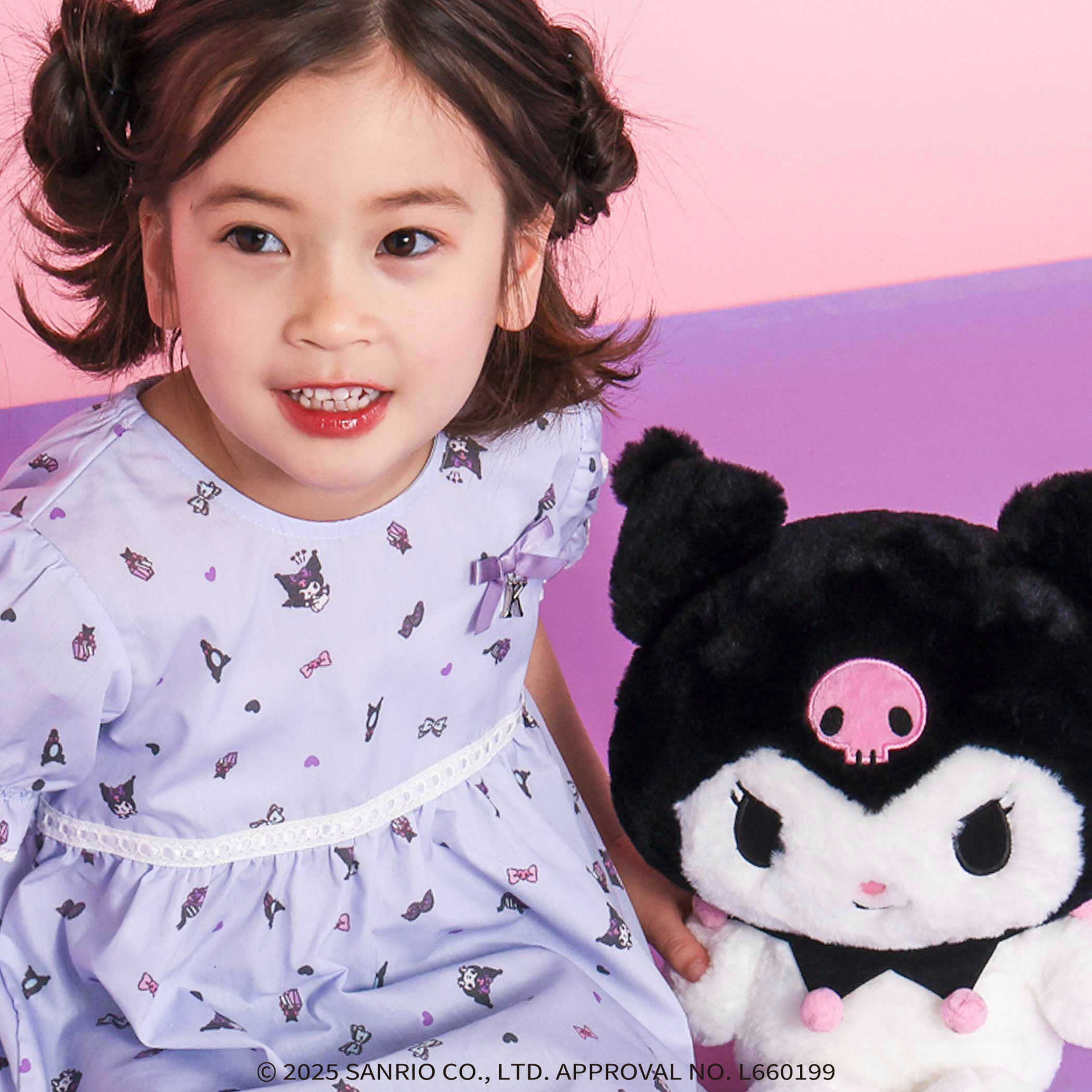 【20%OFF】【マイメロディ＆クロミ×SLAPSLIP】リボン付き 総柄 フレア チュニック (90~130cm) マイメロ マイメロディ 服 子ども服 女の子 キッズ 90cm 100cm 110cm 120cm 130cm サンリオ コラボ服 キッズ服 ジュニア 夏服 夏物 通園 通学 半袖 2