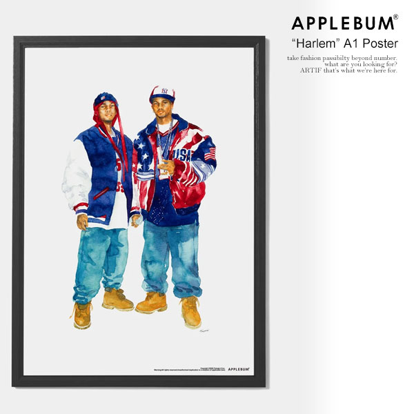 　商品説明 APPLEBUM アップルバム ●商品説明 2000年代初頭のHARLEMの空気感を、Tsuyoshi Yamanaka氏による 水彩画で表現したA1ポスター。 オーバーサイズのデニム、イエローヌバック、フィッテッドキャップ、 ジュエリー、スポーツチーム由来のジャケット。 ストリートのリアルな装いに、ラグジュアリーと街へのプライドが 自然に溶け込んでいた、当時のHARLEMスタイルをモチーフにしました。 ミックステープ文化の熱量、クルーの結束、それぞれの街が持つ美学。 2000年代初頭のニューヨークHIP HOPシーンに流れていた空気感を、 Tsuyoshi Yamanaka氏ならではの水彩表現で描き出した一枚です。 ※実際の商品には額縁は付きません。 ●素材 紙 ●SIZE A1 メーカー希望小売価格はメーカーカタログに基づいて掲載しています ■注意点:フラッシュ撮影と屋外画像ではカラーの見え方に誤差がございます。 パソコンのモニターにより、カラーの見え方に誤差がございます。 ■サイズ表記につきましてはブランド企画サイズとなっております。APPLEBUM アップルバム